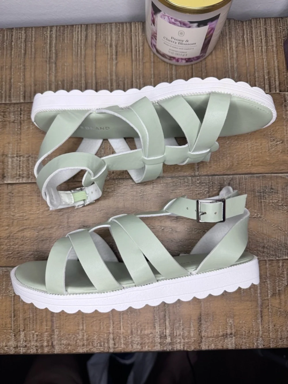 Lucky Brand Girls Strappy Platform Sandals